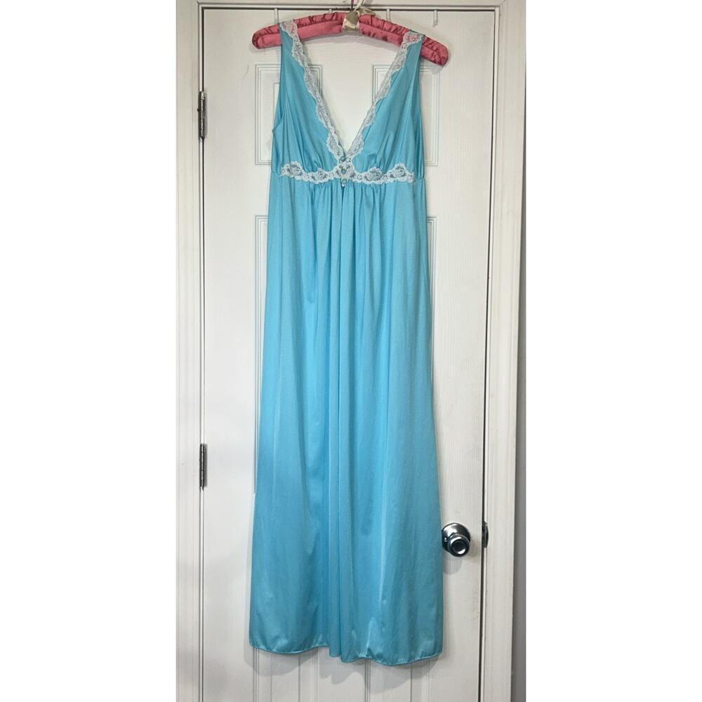 Vintage Kayser Blue Nylon Lace Maxi Nightgown Size 34 Faint Spot AS IS